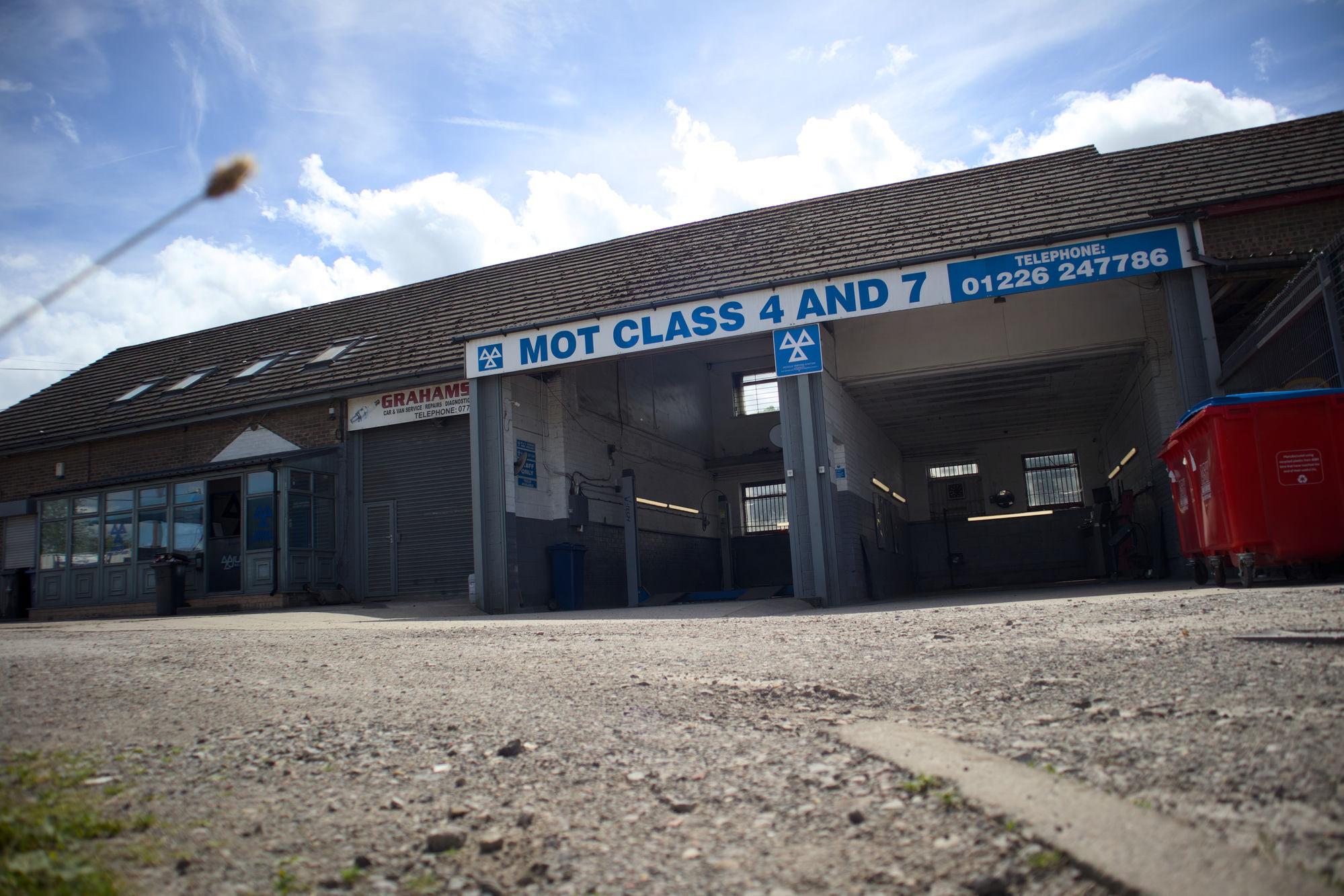 Jumbo MOT Centre